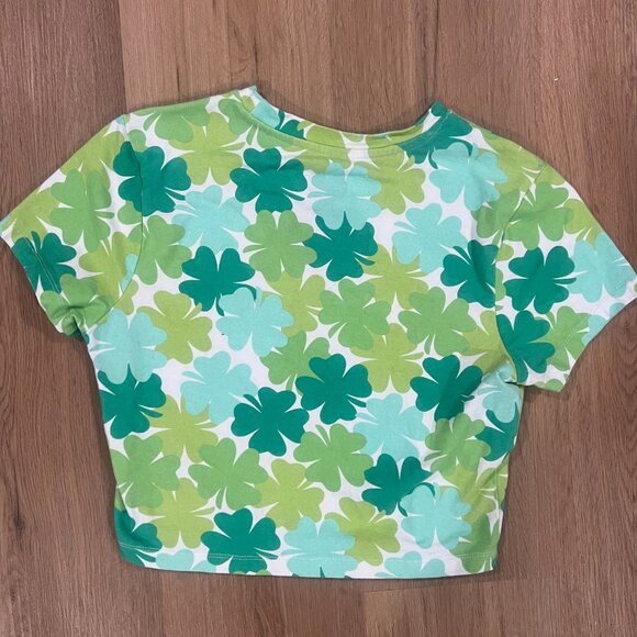 Care Bears Green Clover T-Shirt Kids Size Small St Patrick's Day - Picture 5 of 5